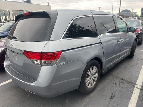 Silver Metallic 2016 Honda Odyssey EX-L