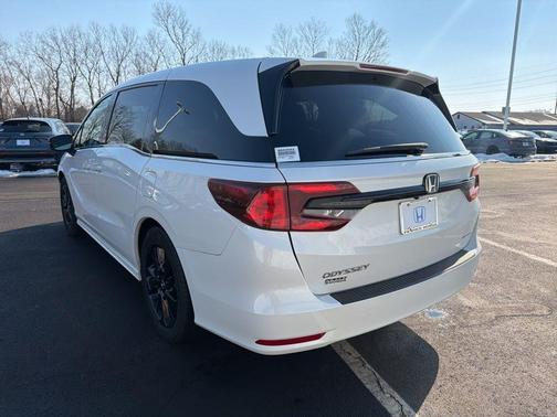 2023 Honda Odyssey Sport