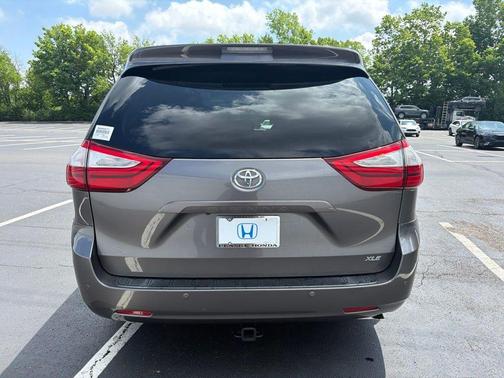 Predawn Gray Mica 2017 Toyota Sienna XLE Premium