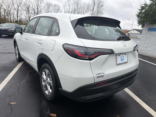 2023 Honda HR-V LX