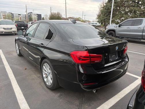 Jet Black 2017 BMW 320 i