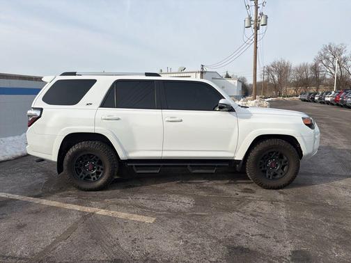 2023 Toyota 4Runner SR5 Premium