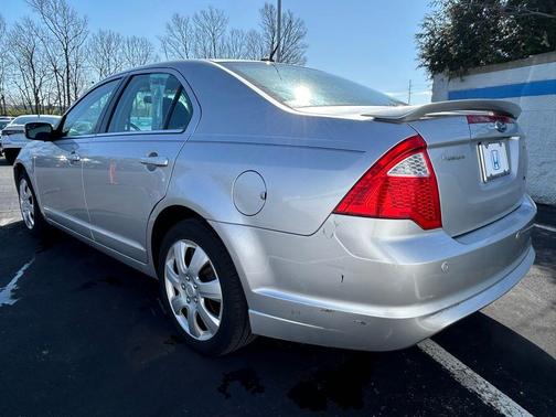 2011 Ford Fusion SE