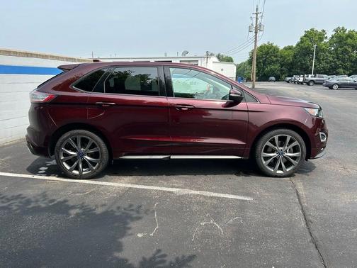 2017 Ford Edge Sport
