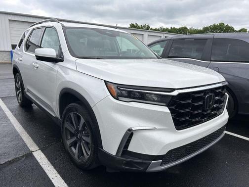 2023 Honda Pilot Touring