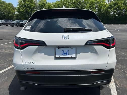2026 Honda HR-V LX