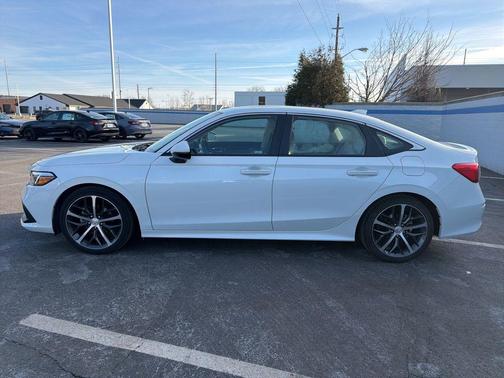 2022 Honda Civic Touring