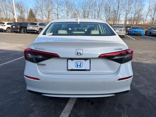 2022 Honda Civic Touring