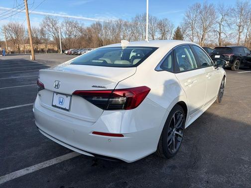 2022 Honda Civic Touring