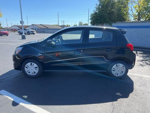 2017 Mitsubishi Mirage ES
