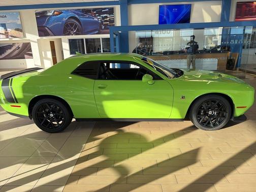 2015 Dodge Challenger R/T Scat Pack