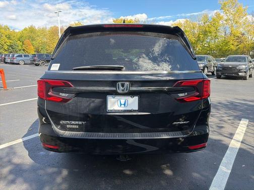 2023 Honda Odyssey Sport