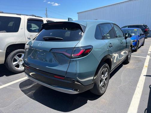 Pearl 2024 Honda HR-V EX-L