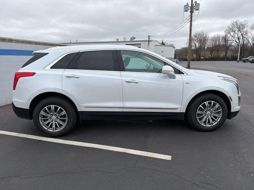 2017 Cadillac XT5 Luxury