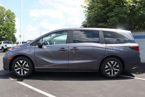 Modern Steel Metallic 2026 Honda Odyssey EX-L
