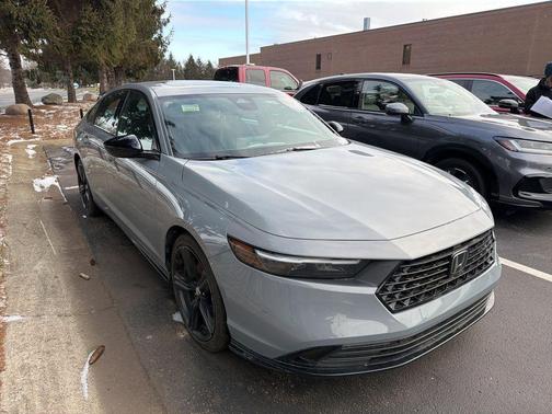 2025 Honda Accord Hybrid Sport-L