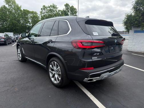 Dark Graphite 2023 BMW X5 xDrive40i