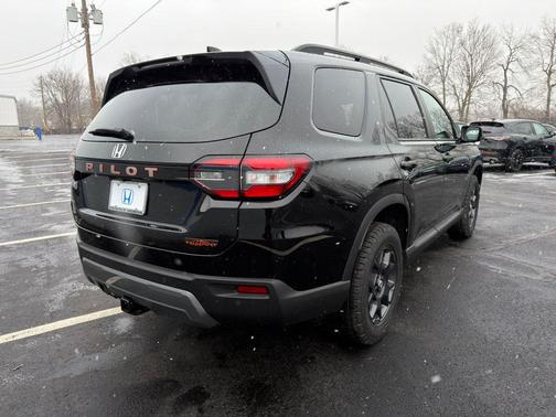 2026 Honda Pilot TrailSport