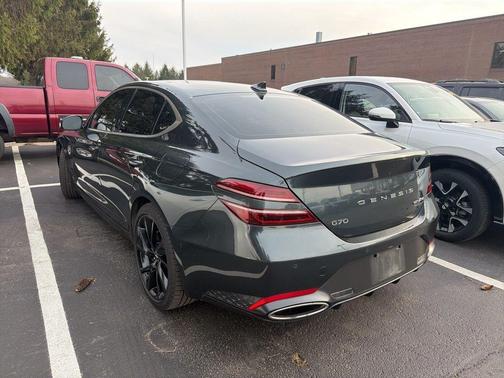 2023 Genesis G70 3.3T
