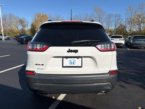 2019 Jeep Cherokee Latitude Plus