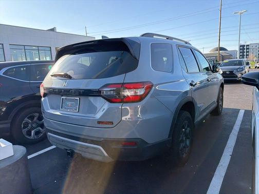 Gray Pearl 2023 Honda Pilot TrailSport