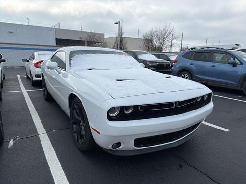 2015 Dodge Challenger SXT