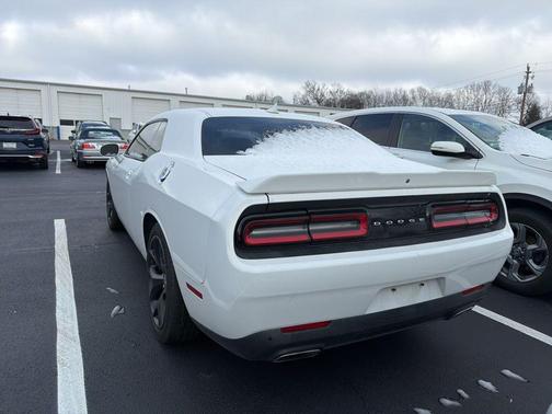 2015 Dodge Challenger SXT