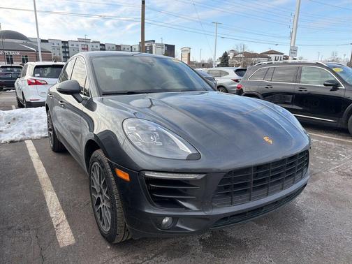 2017 Porsche Macan S