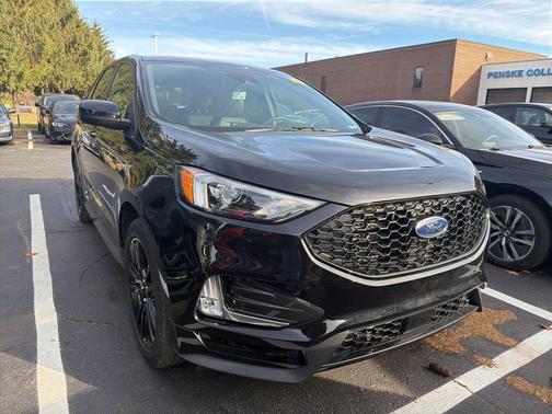 2023 Ford Edge ST Line