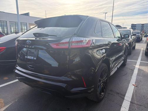 2023 Ford Edge ST Line