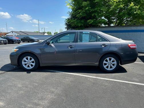 2010 Toyota Camry LE