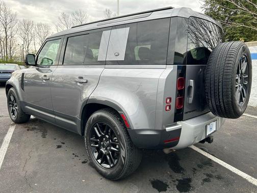 2024 Land Rover Defender P300