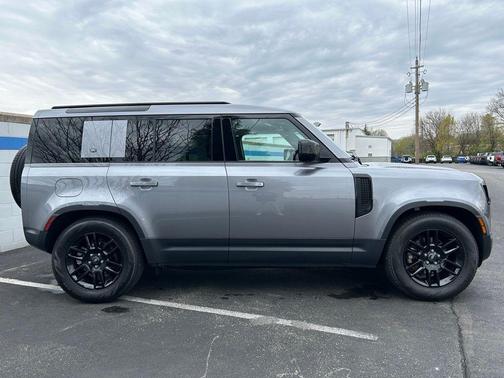 2024 Land Rover Defender P300