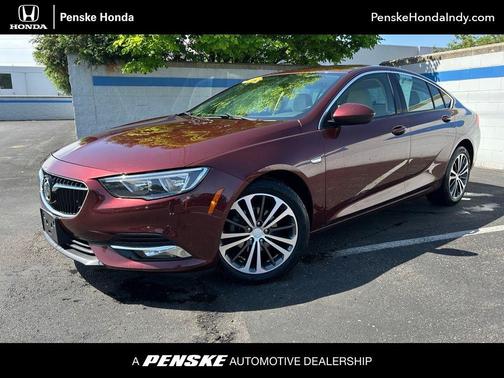 2018 Buick Regal Sportback Essence