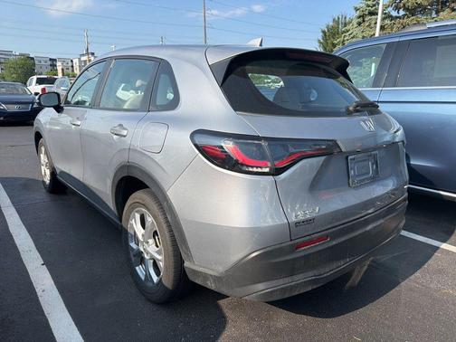 Silver Metallic 2023 Honda HR-V LX
