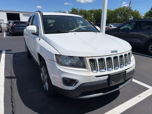 Bright White Clearcoat 2015 Jeep Compass Latitude