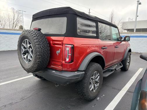 2022 Ford Bronco Badlands