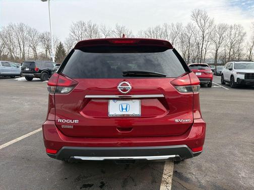 2020 Nissan Rogue SV