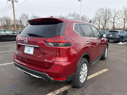 2020 Nissan Rogue SV