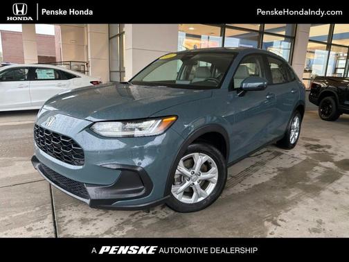 Pearl 2024 Honda HR-V LX