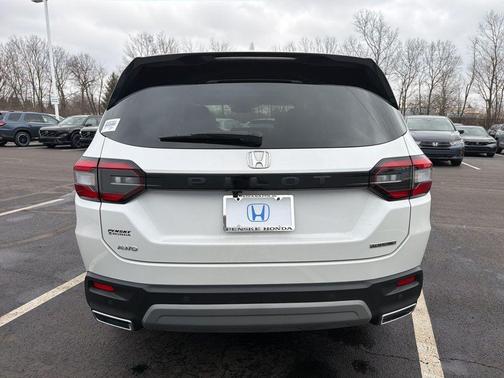 2023 Honda Pilot Touring