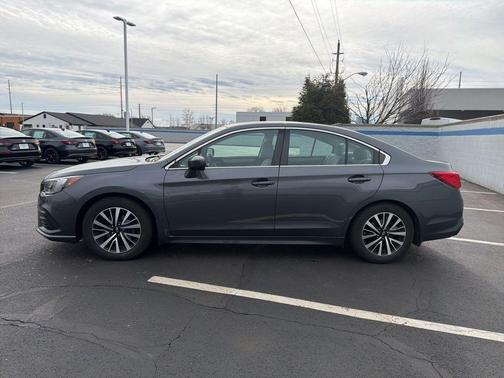 2018 Subaru Legacy 2.5i Premium
