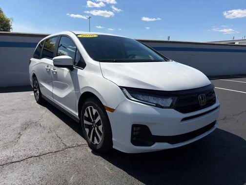 White 2026 Honda Odyssey EX-L
