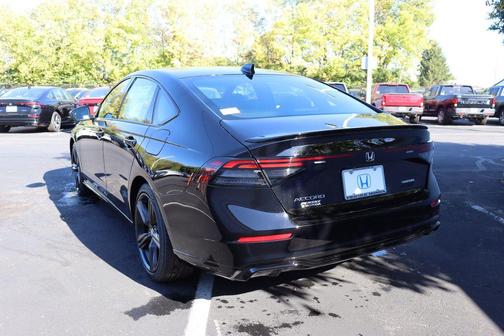 2025 Honda Accord Hybrid Sport-L