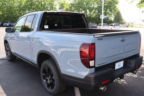 2025 Honda Ridgeline Black Edition