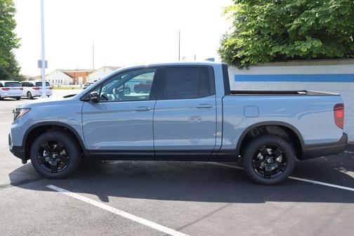 2025 Honda Ridgeline Black Edition
