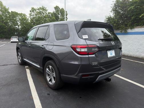 Modern Steel Metallic 2025 Honda Pilot EX-L