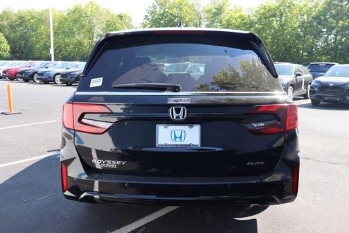 Black 2026 Honda Odyssey Elite