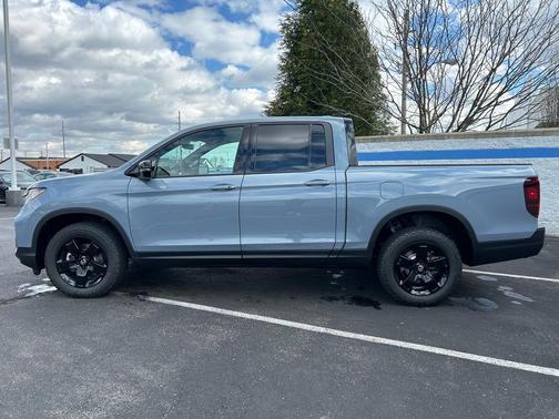 2025 Honda Ridgeline Black Edition
