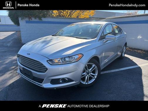 2015 Ford Fusion Hybrid SE